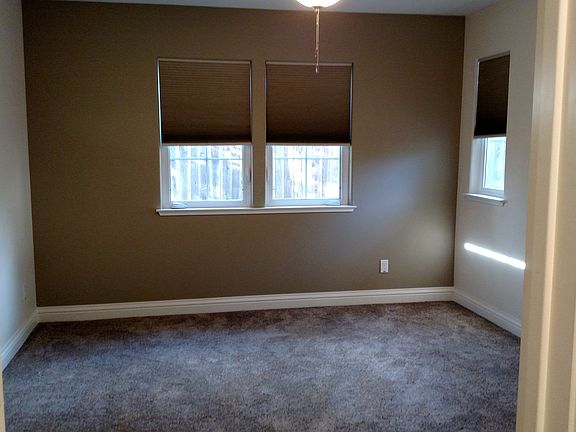 built-in bench seat with drawers