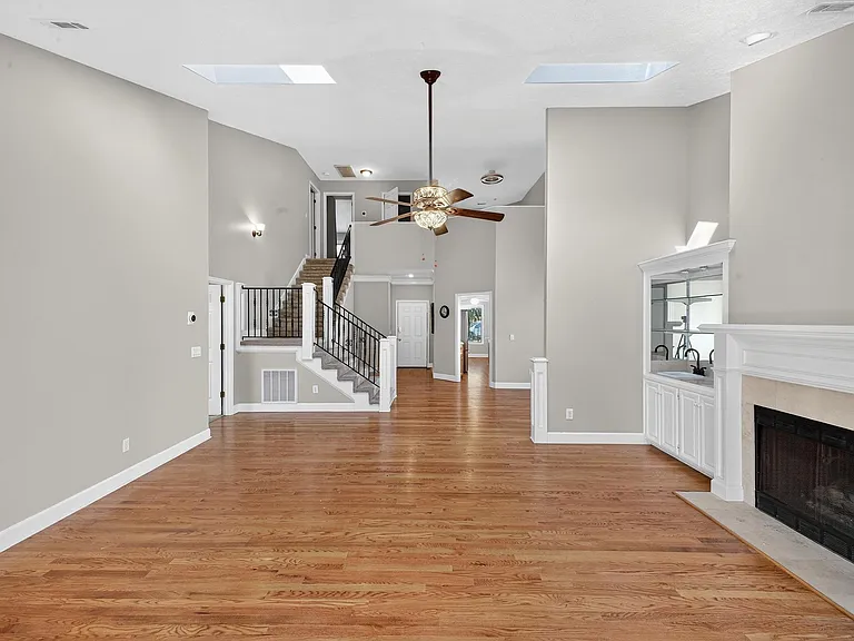 205 Club Villa Dr W — Photo 19