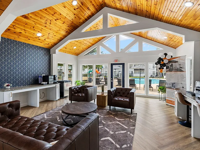 Leasing Center