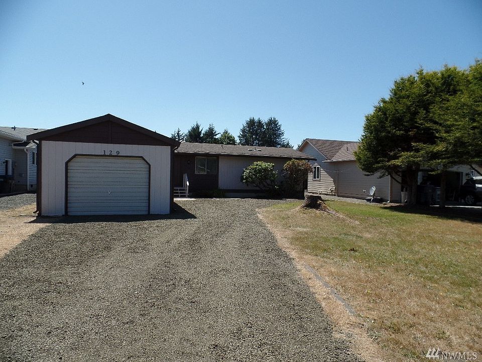 1st image of 129 Canal Dr NE
