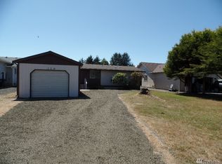 129 Canal Dr NE, Ocean Shores, WA 98569