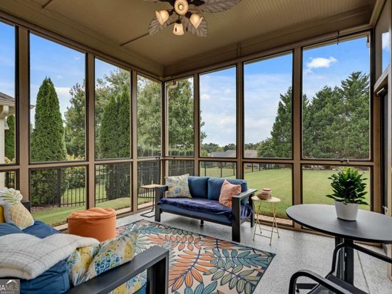 304 Woodridge Pass, Canton, GA 30114