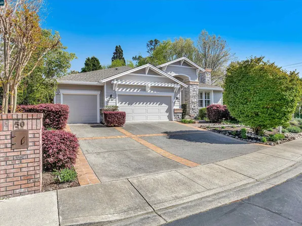 50 Corte Maria, Moraga, CA 94556