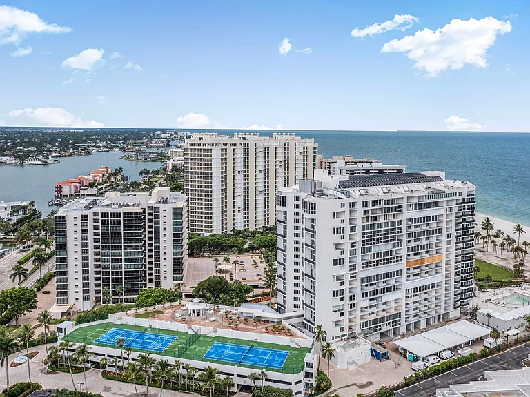 4041 Gulf Shore Blvd N #1807 — Photo 2