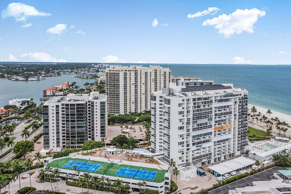 Building Photo - 4041 Gulf Shore Blvd N #1807