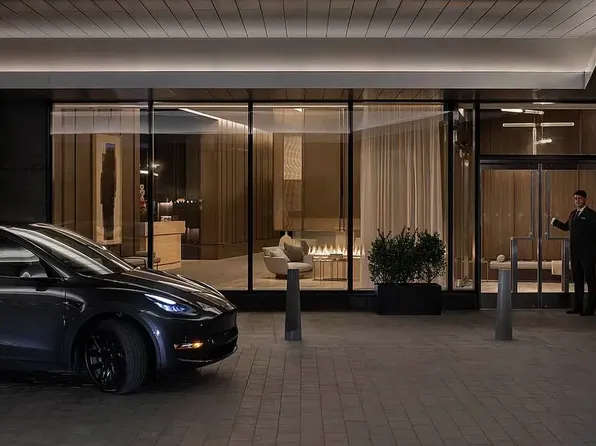 30 Riverside Boulevard image 11 of 34