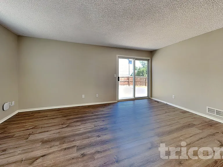 10210 Routt St — Photo 2