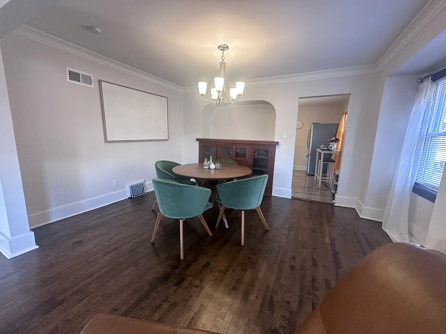 4 bed, 1190 sqft, $1,700 — Photo 4