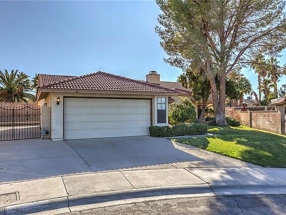 3rd image of 141 Alpine Ct