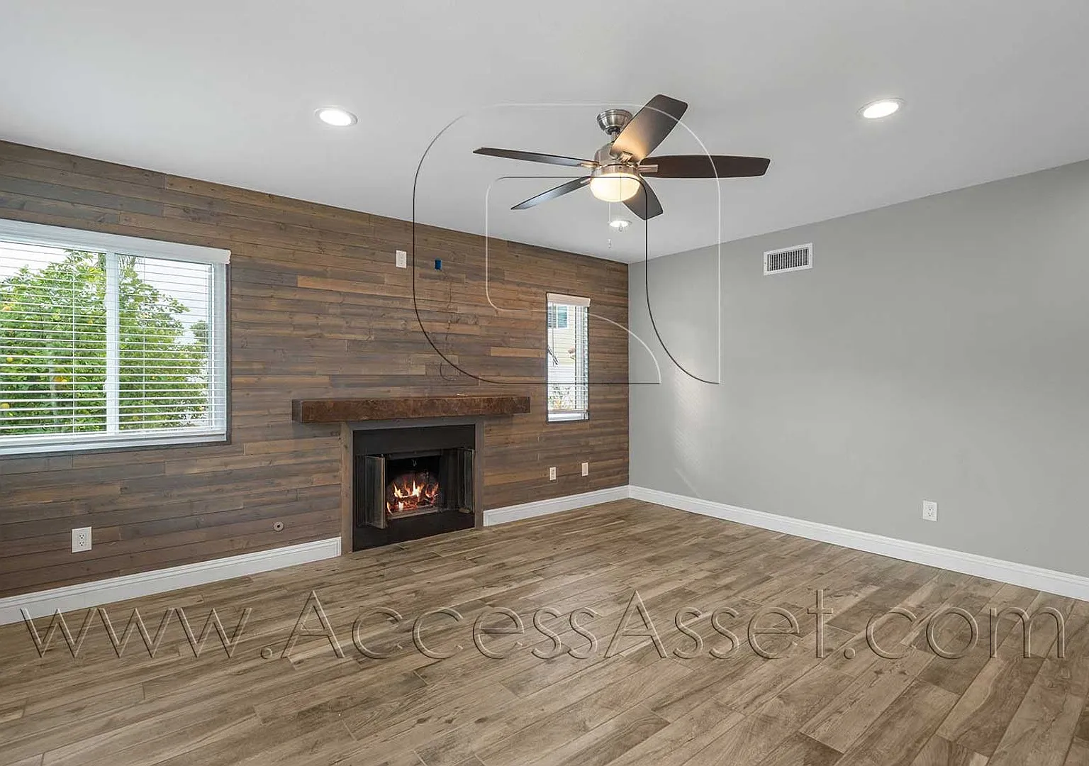 Beautiful 4 bed/3 Bath Home Located In Murrieta! — Photo 2
