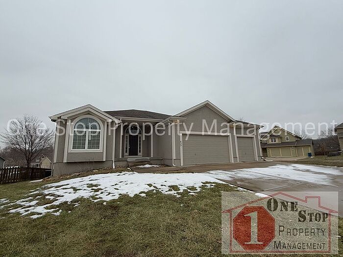 1st image of 425 Duncan Dr