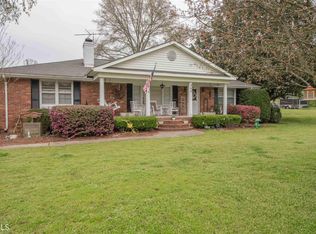 263 Kenwood Rd, Fayetteville, GA 30214