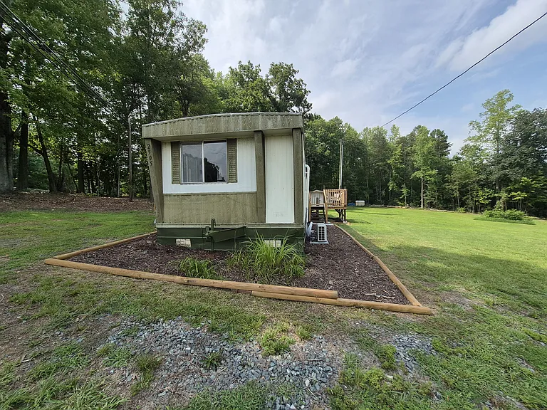 2505 State Highway 42 S — Photo 10