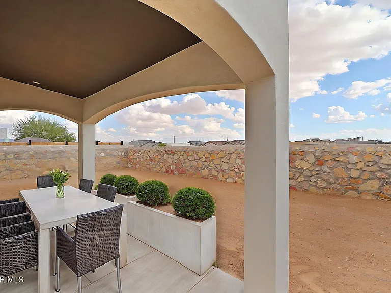 13752 Newton Ct — Photo 33