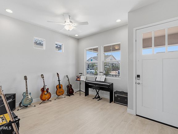 5th image of 22470 E SPARROW Drive