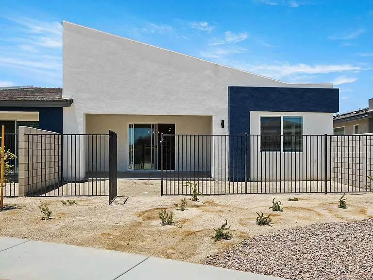 49120 Cochran Dr — Photo 23