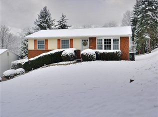 14520 Overholt Dr, North Huntingdon, PA 15642