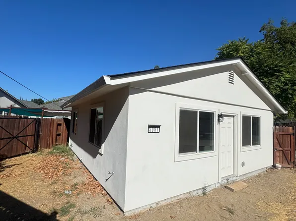 5081 12th Ave, Sacramento, CA 95820
