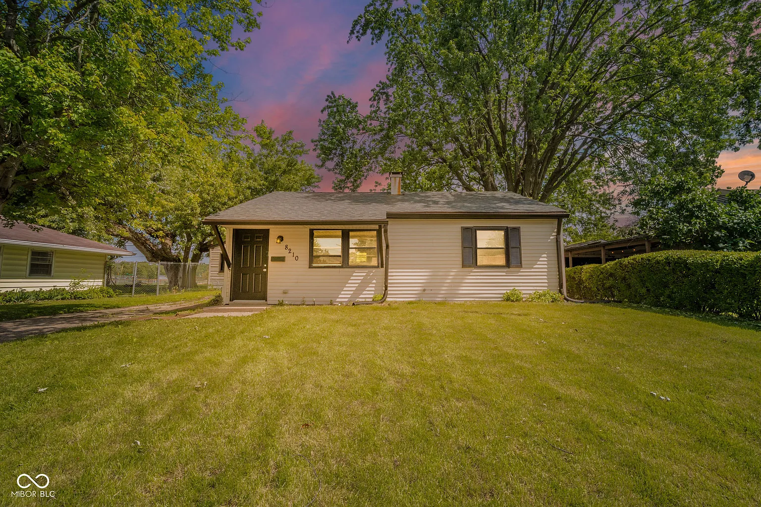 8210 Patton Dr photo 1
