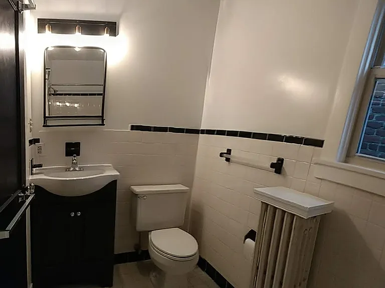 Upstairs bathroom