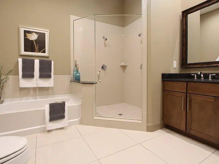 Tuscany Walk Apartments — Photo 32