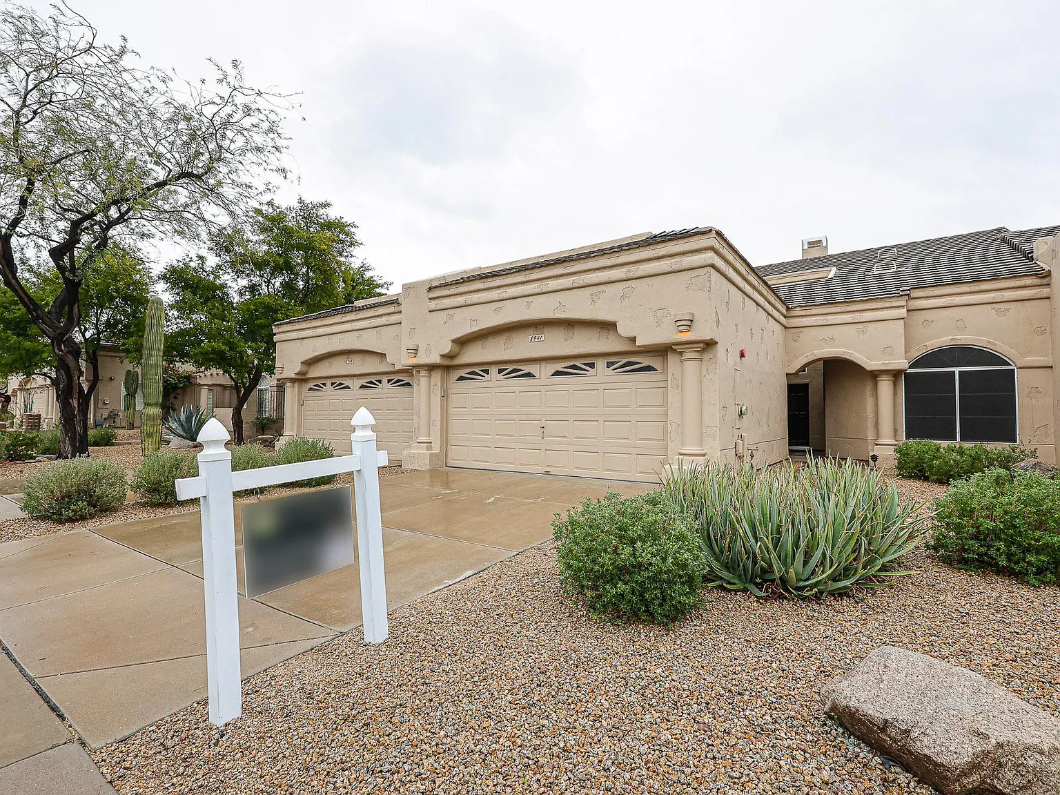 8941 E Maple Dr — Photo 4