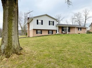 10833 Murray Sq NE, Bolivar, OH 44612