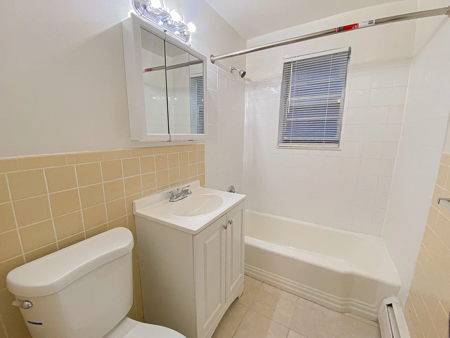 23 Girard Ave — Photo 3