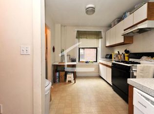 32 Linden St #4A, Brookline, MA 02445