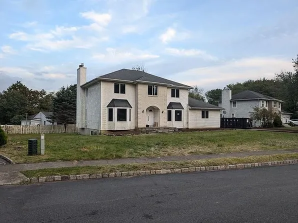 11 Worcester Ct, Boonton, NJ 07005