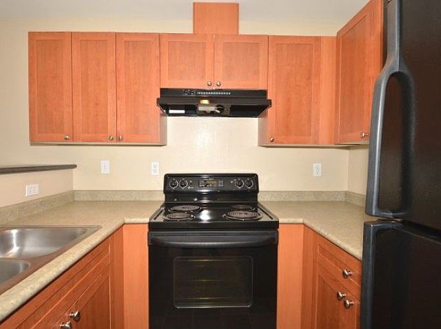 1st image of 914 E Terrace St #8738551