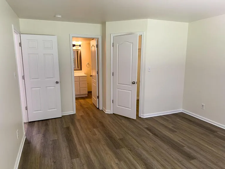 162 Lindfield Cir — Photo 18