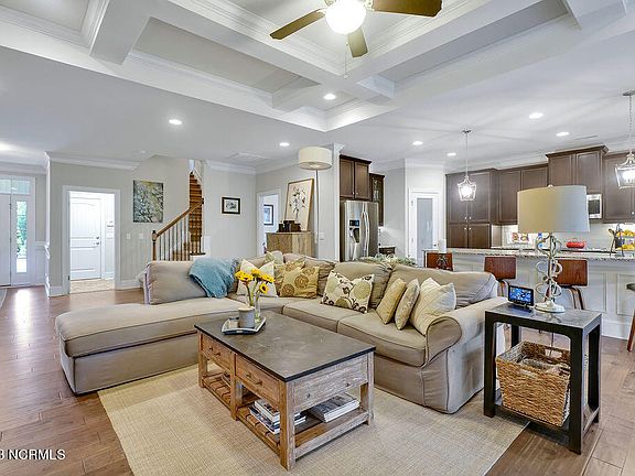 5th image of 1199 Grandiflora Drive