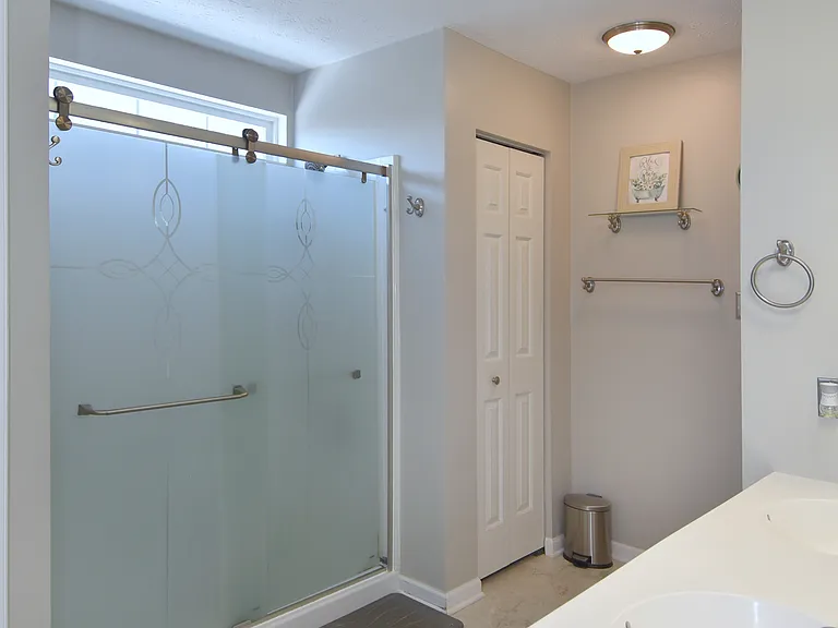 4008 Claridon Dr — Photo 20