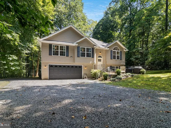 9870 Mackall Rd, Saint Leonard, MD 20685