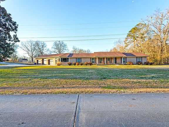2nd image of 7642 Padgett Ln