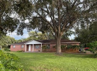 1515 Green Meadow Dr, Lutz, FL 33549