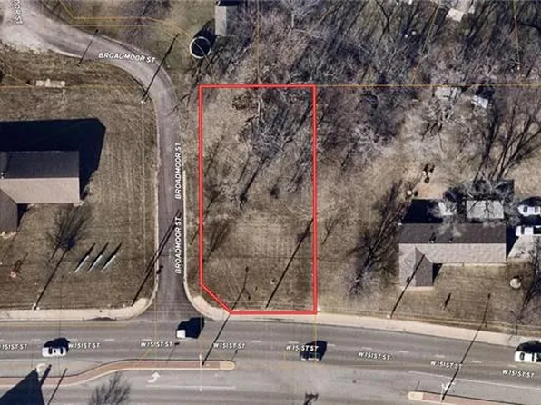 6870 W 151st St, Overland Park, KS 66223