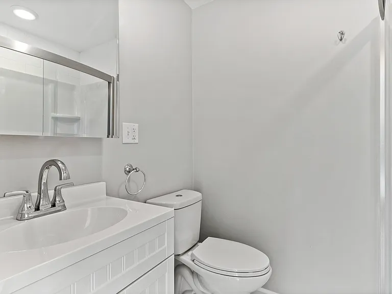 36 Emerson St #2 — Photo 3