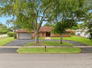 1451 SW 68th Ave, Plantation, FL 33317