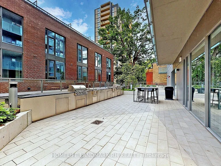 50 Wellesley St E #608 — Photo 20