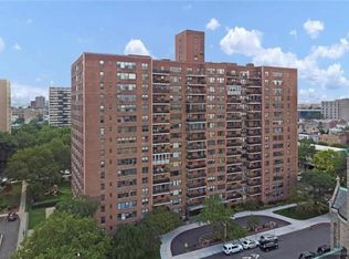 10 Huron Ave APT 10B, Jersey City, NJ 07306