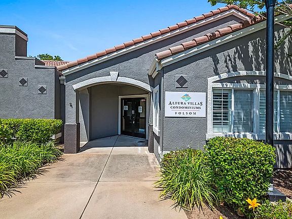 2nd image of 885 Halidon Way APT 612
