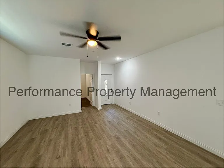1623 Tejon St — Photo 3