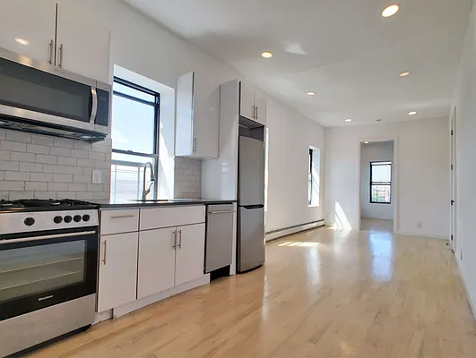 Rented by Citified Realty Group LLC | media 18