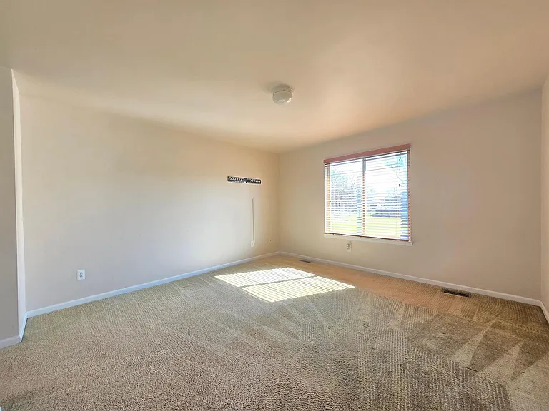 42510 Pinehurst Dr — Photo 18