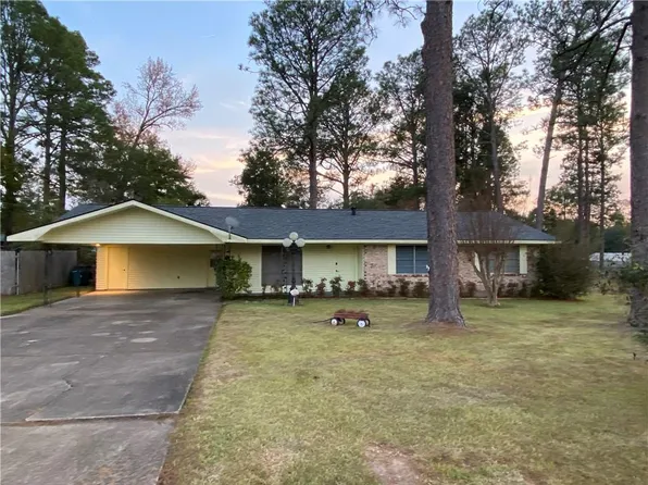 111 Tall Timbers Ln, Ball, LA 71405