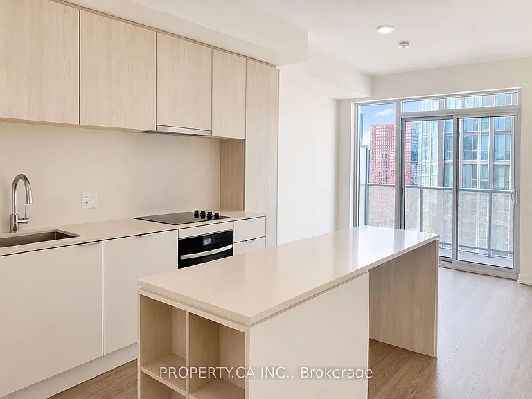 89 Church St #3909 — Photo 4