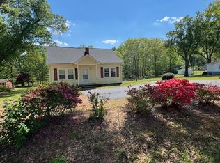 1352 Milford Church Rd, Greer, SC 29651