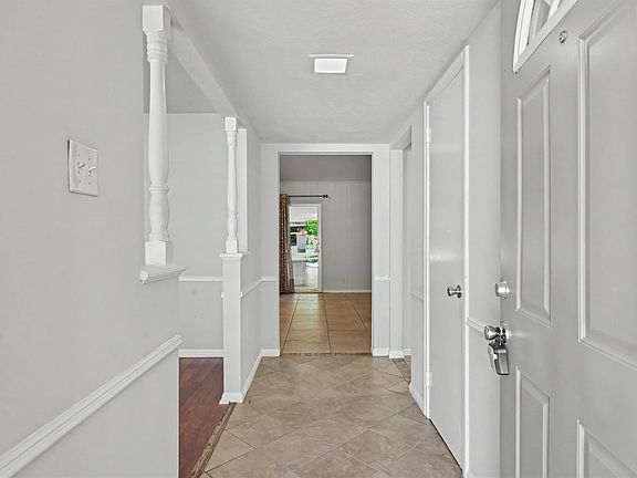 3rd image of 100 Bybee St